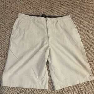 O’Neill men’s shorts size 34 brand new without tags